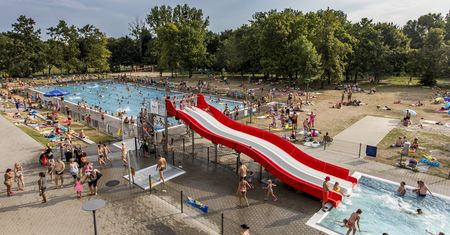 Rusza sezon pływalni letnich w Poznaniu