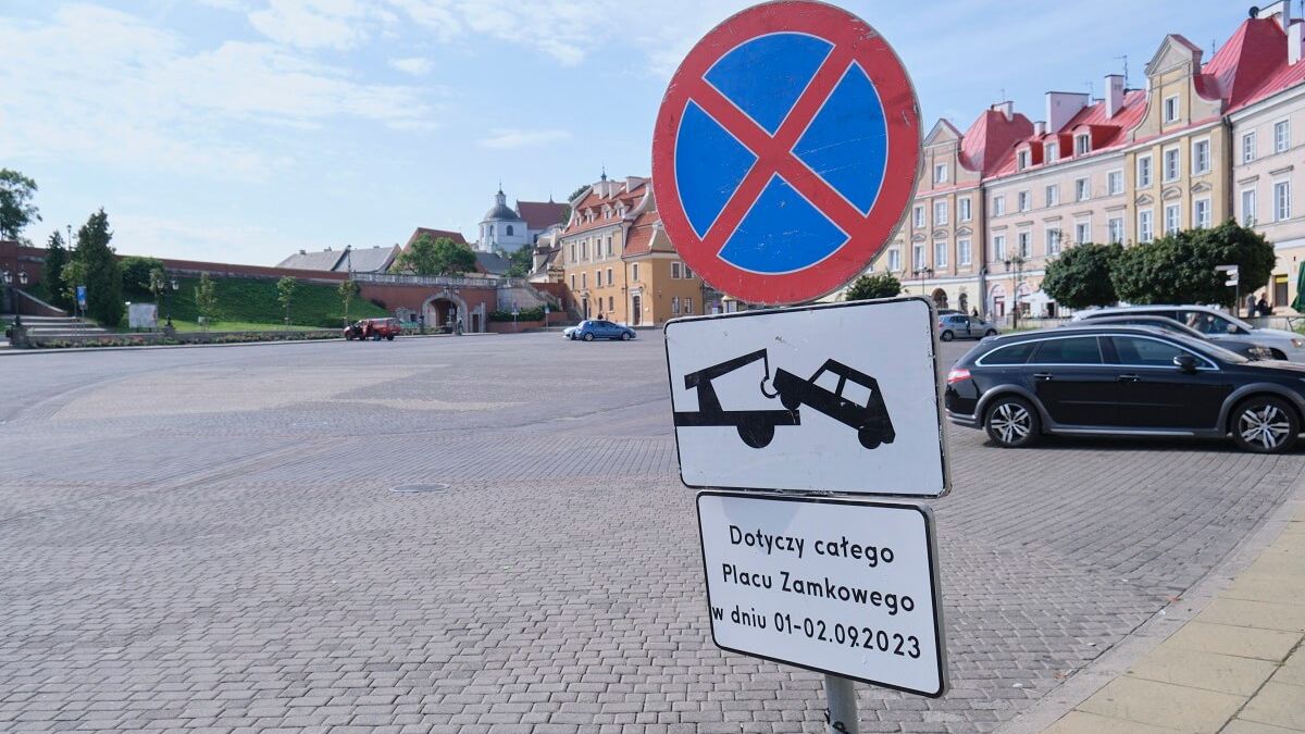 Plac Zamkowy zamknięty dla pojazdów w dniach 1-2 września