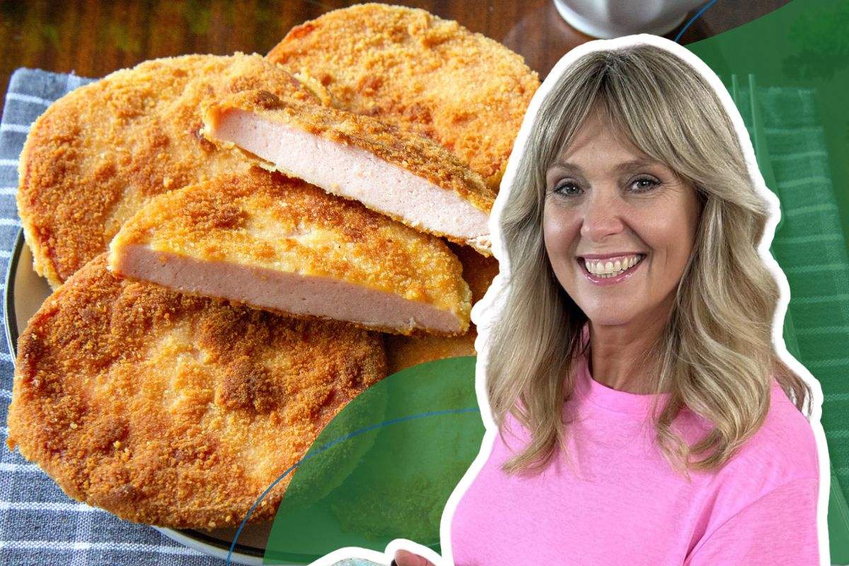 Kotlety z PRL robi choćby Ewa Wachowicz. Podaje je na bogato