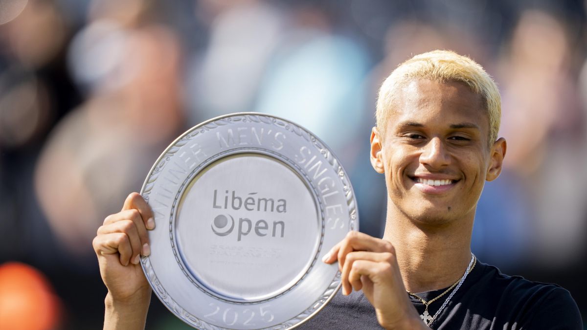 PAP/EPA / Sander Koning / Na zdjęciu: Gabriel Diallo, mistrz Libema Open 2025