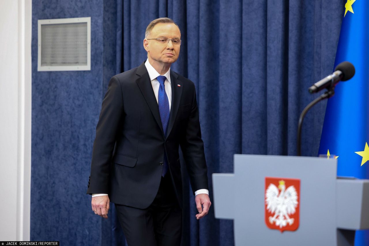 Duda podjął decyzję ws. skazanych polityków. Polacy w sondażu zabrali głos