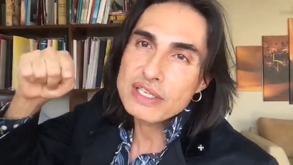 Ivan Komarenko sprzeciwia się rządzącym.