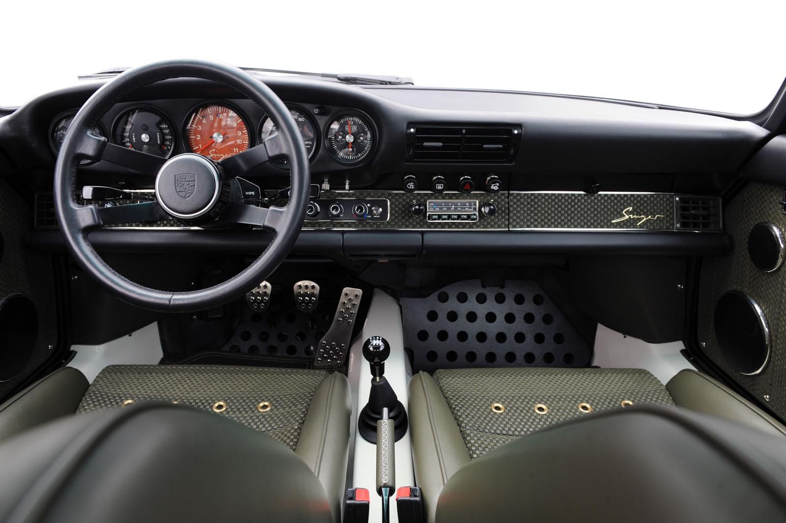 Singer Aria Cosworth Porsche 911