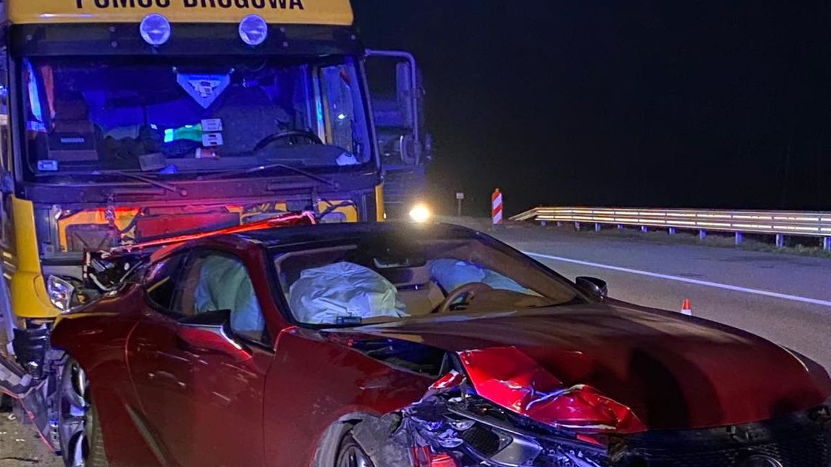 Tak wygląda auto Marcina Kindly po wypadku