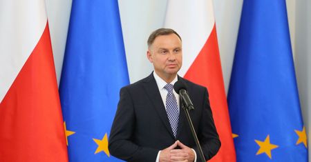 Duda wręczył Gowinowi dymisję. "To jest dla mnie przykra sytuacja"