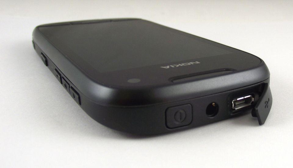 Nokia 701 - galeria zdjęć 13