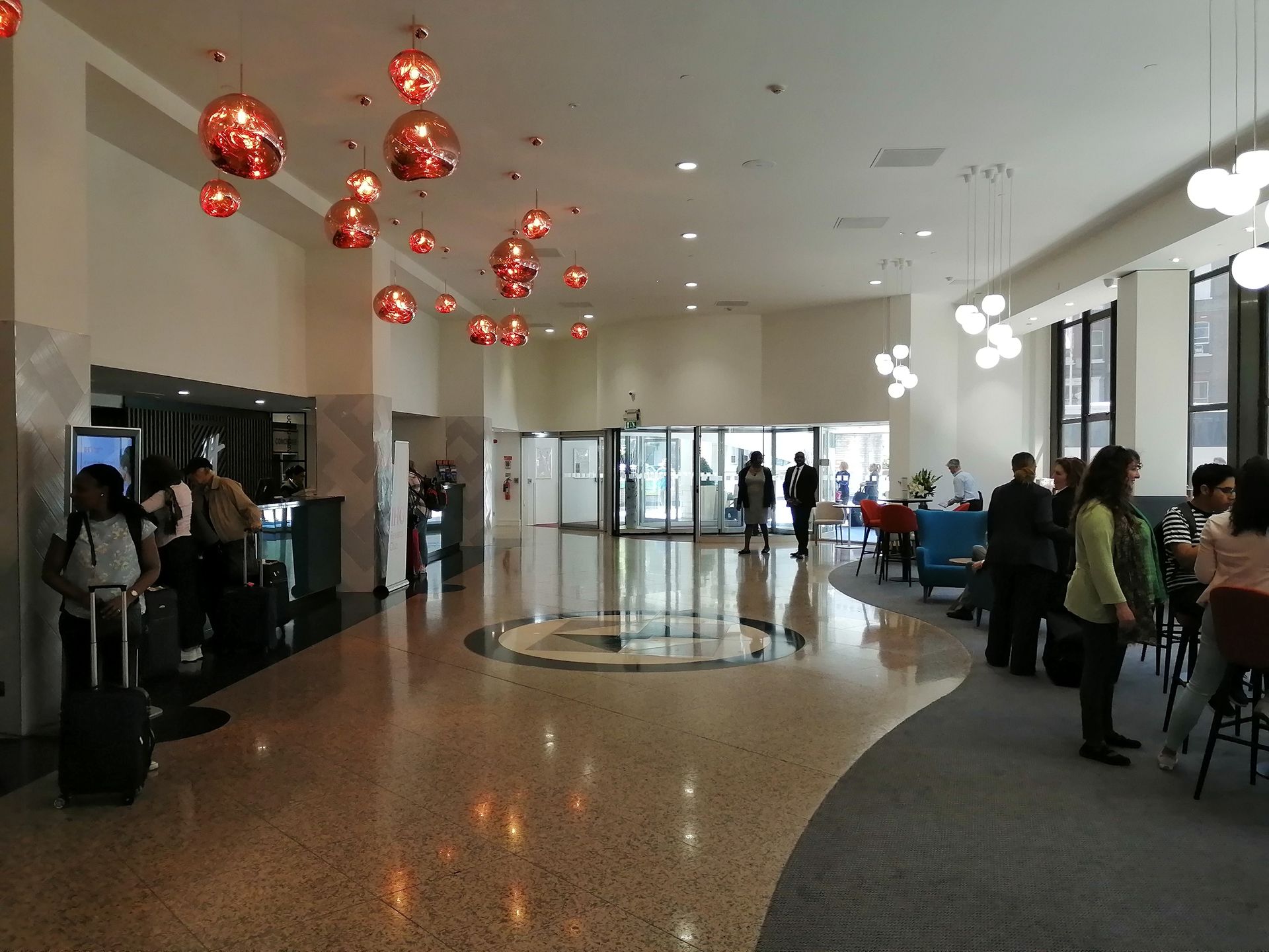 Honor 20 Lite oficjalnie. Nowy smartfon już w Polsce 34