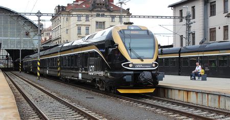 Bilety już w sprzedaży. Konkurencja PKP wyjedzie na tory 20 lipca