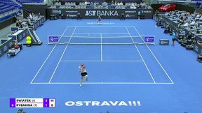 Iga Świątek już w półfinale! Po tych akcjach rozległy się wielkie brawa (skrót)