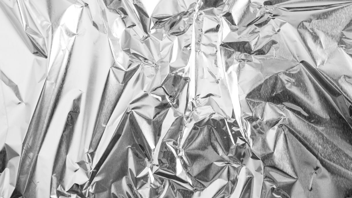 Czym zastąpić folię aluminiową? Sposobów jest naprawdę wiele
