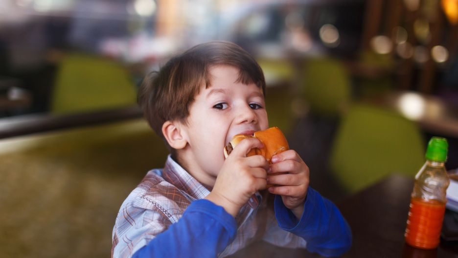 Otyłe ośmiolatki mogą mieć problemy z sercem