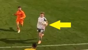 Gdzie był sędzia? Absurdalny gol w sparingu polskiego zespołu