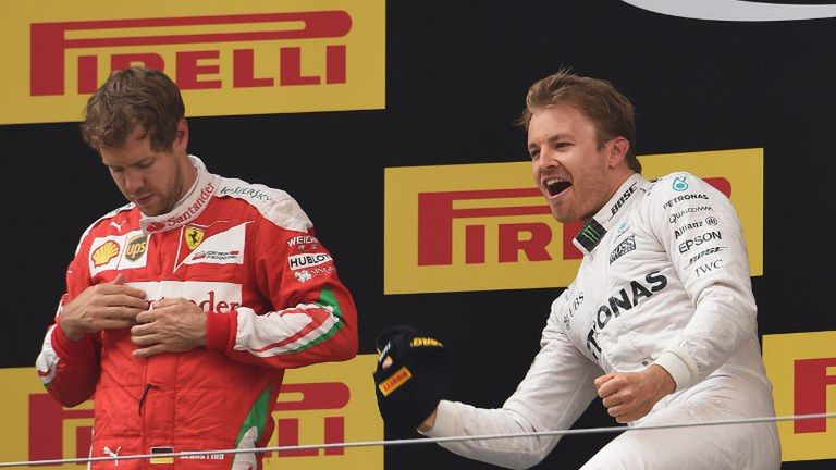 AFP / Nico Rosberg i Sebastian Vettel