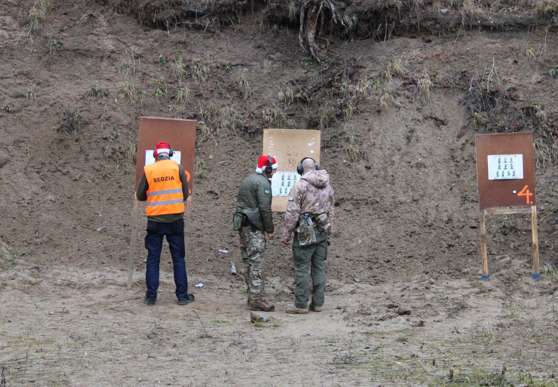 Otwarte Mikołajkowe Zawody Strzeleckie w Kuleszewie.