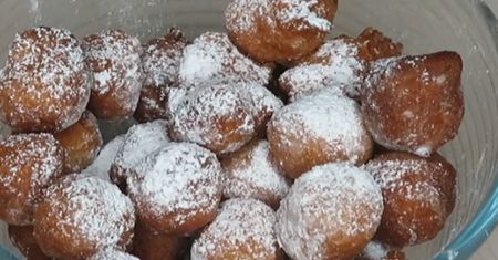 Ekspresowe pączusie jogurtowe z 3 składników