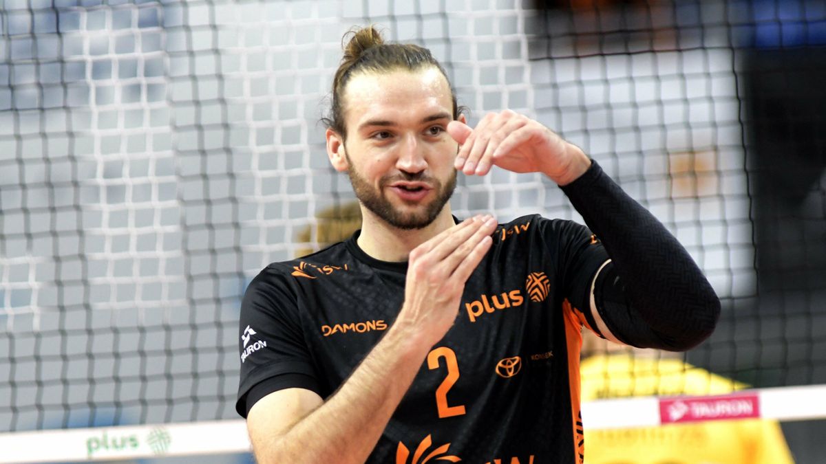 Zdjęcie okładkowe artykułu: Materiały prasowe / Plusliga/ Piotr Sumara, Justyna Matjas / Na zdjęciu: Jan Hadrava