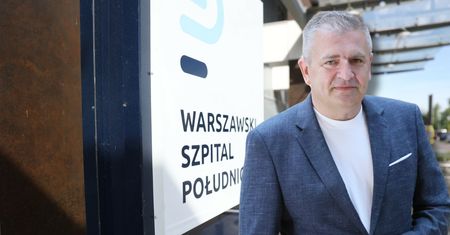 Arłukowicz zaskoczył. Tak porównał badanie tomografem nieboszczyka