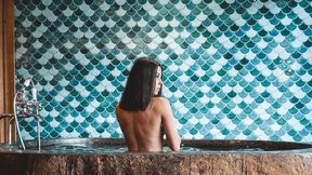 Odważne zdjęcie Agnieszki Kot. Fani zachwyceni, porównali ją do Afrodyty