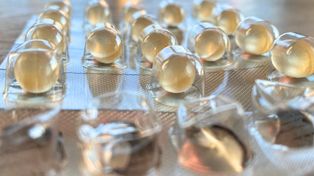 "Sami sobie szkodzą". Farmaceutka mówi, z czym nie łączyć witaminy D