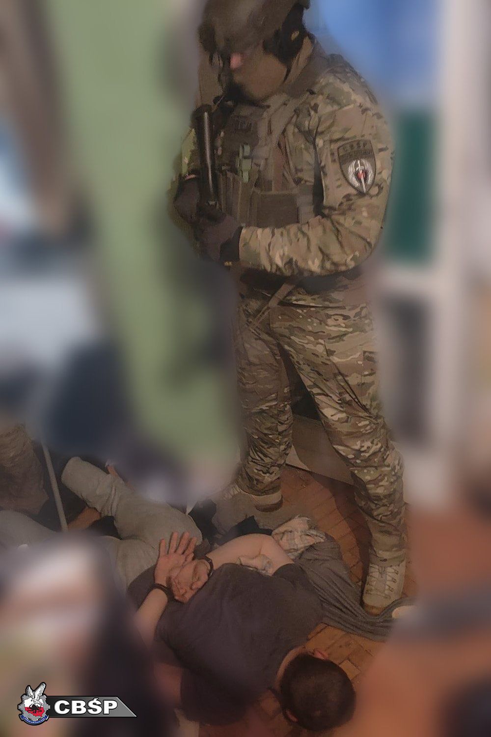 CBŚP rozbiło grupę czerpiącą zyski z prostytucji – zatrzymano pięć osób