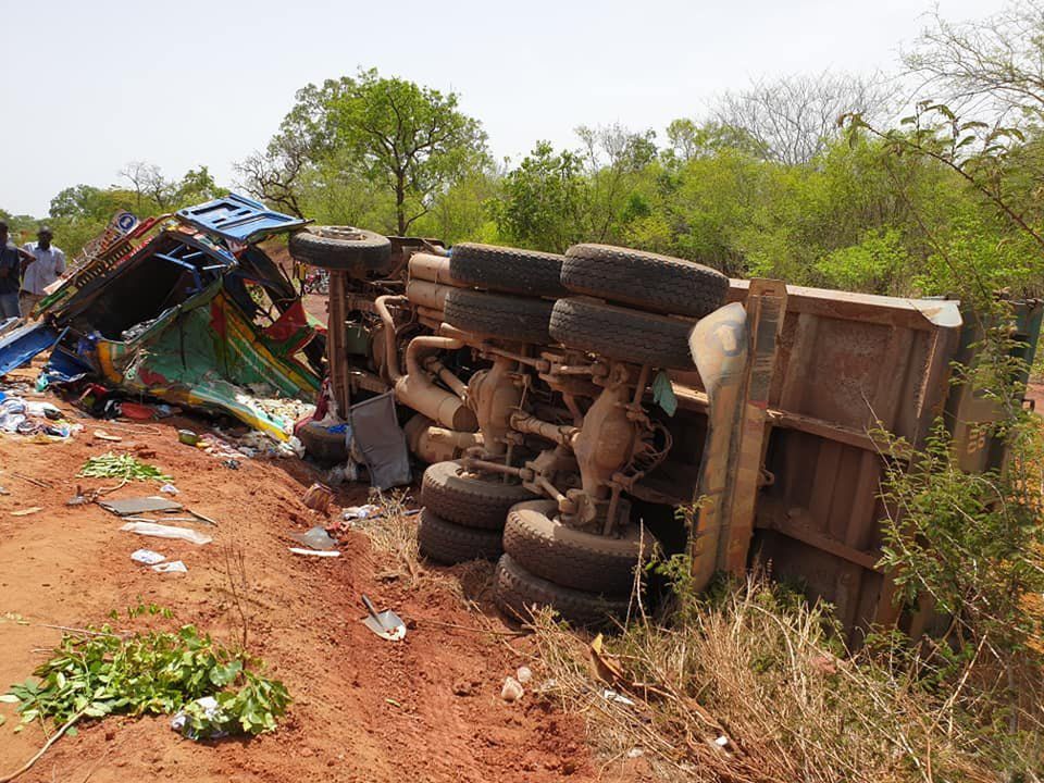 Mali. Co najmniej 20 osób zginęło w zderzeniu autobusu z ciężarówką