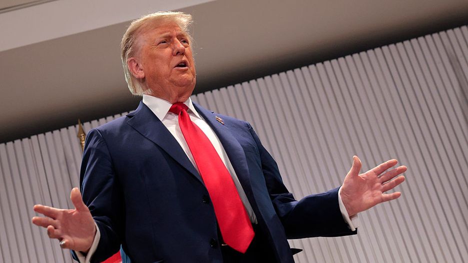 World Leaders Converge In Canada For G7 Summit
KANANASKIS, ALBERTA - JUNE 16: U.S. President Donald Trump delivers remarks during a bilateral meeting with Canadian Prime Minister Mark Carney during the G7 Leaders' Summit on June 16, 2025 in Kananaskis, Alberta. Canada is hosting this year's meeting of the world's seven largest economies. (Photo by Chip Somodevilla/Getty Images)
Chip Somodevilla
bestof, topix