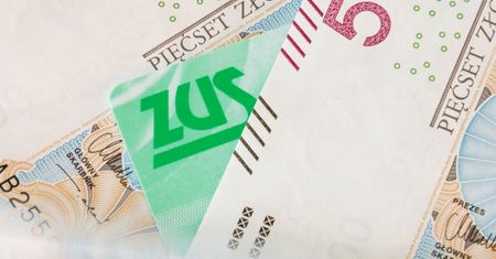 ZUS przypomina o świadczeniu 300+. Jak złożyć wniosek online?