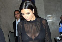Kim Kardashian w prześwitującej bluzce