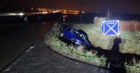 Tragiczny wypadek koło Lublina. Volkswagen wpadł do rowu. Nie żyje kierowca