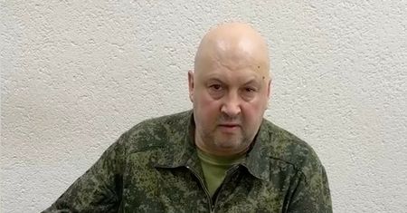 Surowikin zatrzymany? Nowe doniesienia