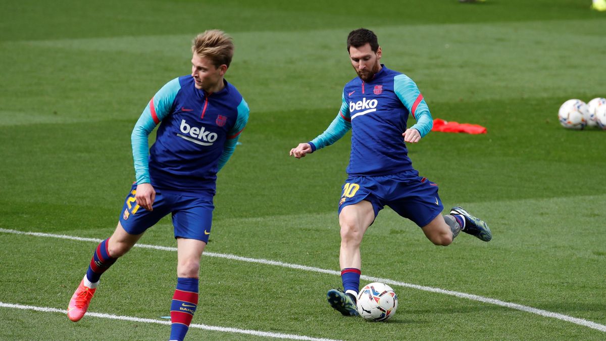 Lionel Messi (z prawej)