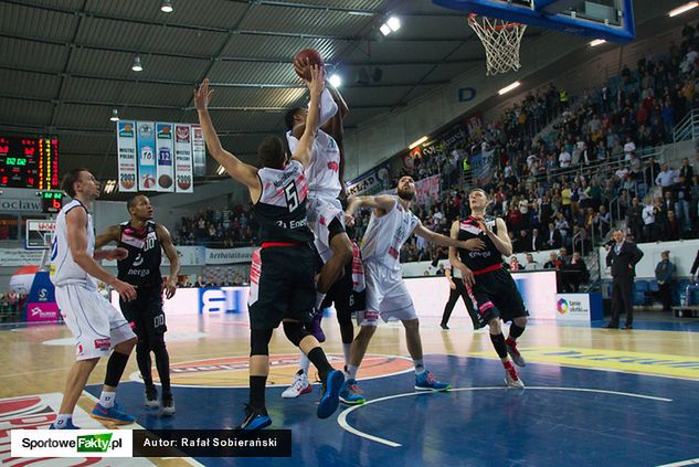 Anwil gra coraz lepiej. Rottweilery rozpędziły się na dobre?