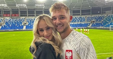 Pękała z dumy. Oto piękna dziewczyna reprezentanta Polski