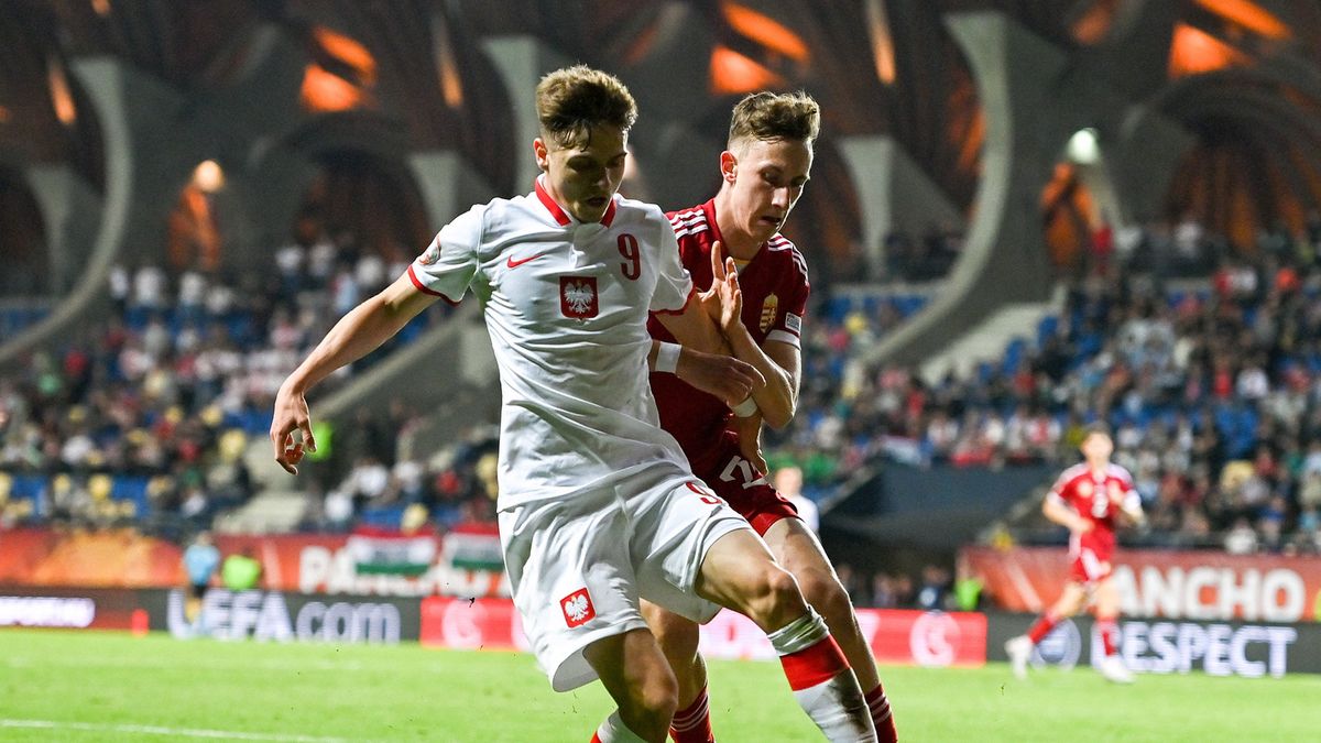 Zdjęcie okładkowe artykułu: Getty Images / Ben McShane - Sportsfile/UEFA / Na zdjęciu: Oskar Tomczyk (w białej koszulce).