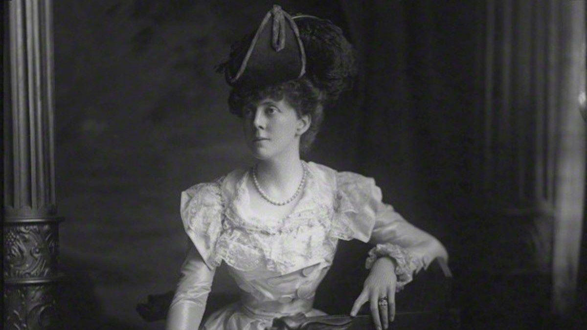 Sarah Wilson 