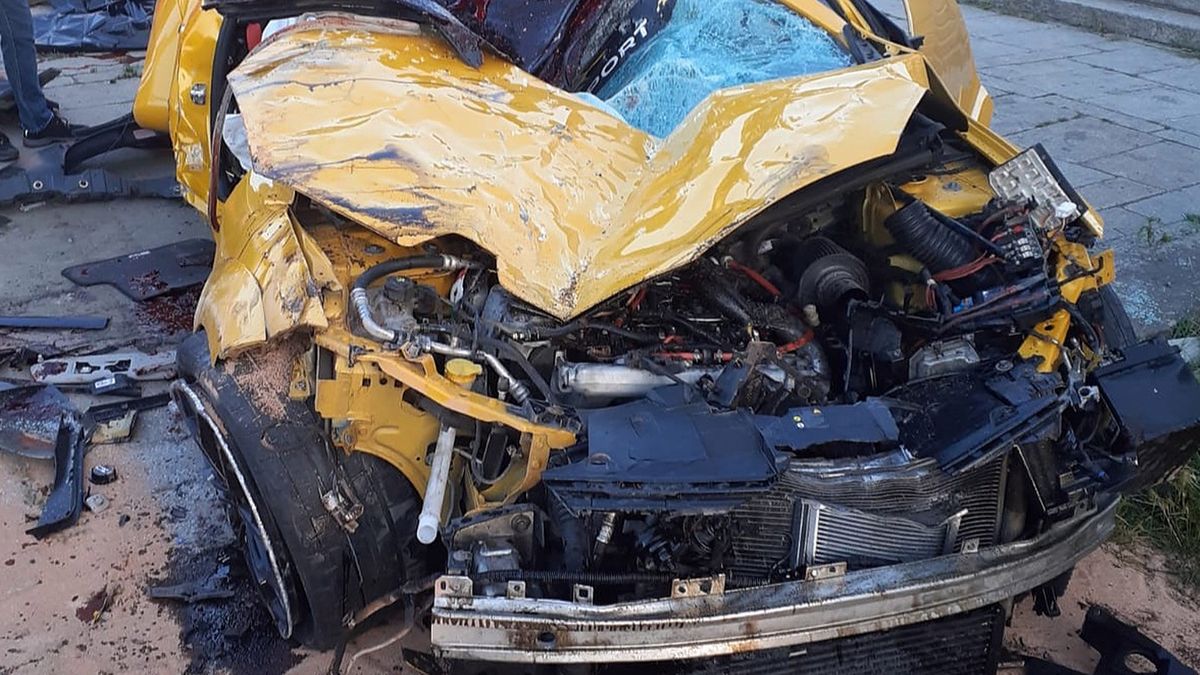 Renault Megane po wypadku w Krakowie