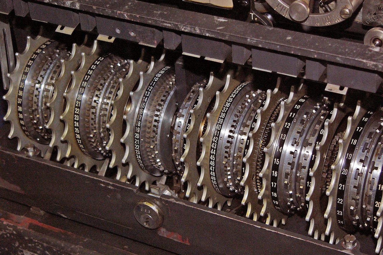 CrypTool: kryptografia bez tajemnic