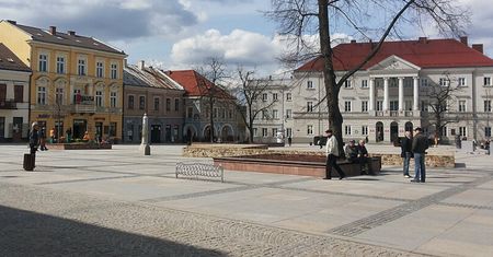 Pogoda w Kielcach. Prognoza na niedzielę 5 kwietnia. Wieczorem słabe opady