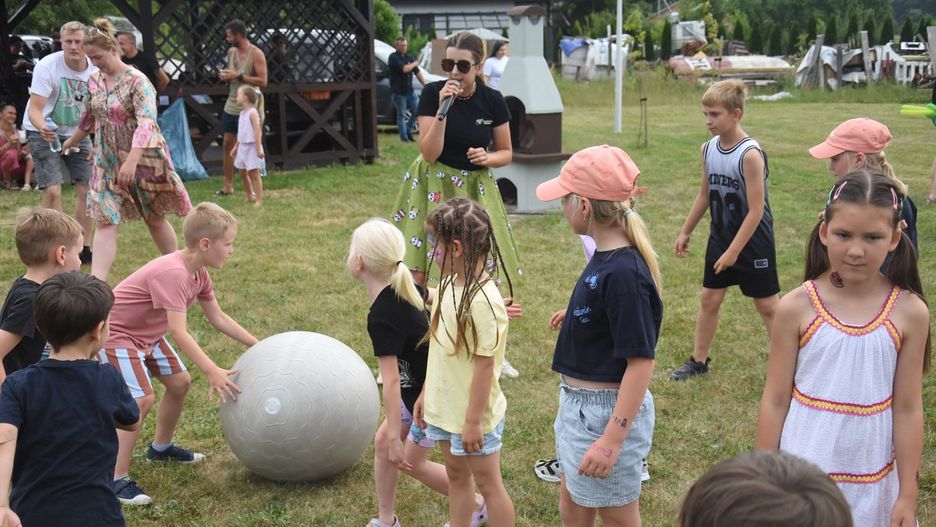 Dzień Dziecka w Lucinach. Tak bawili się najmłodsi mieszkańcy sołectwa podczas corocznego festynu w swojej miejscowości [zdjęcia]