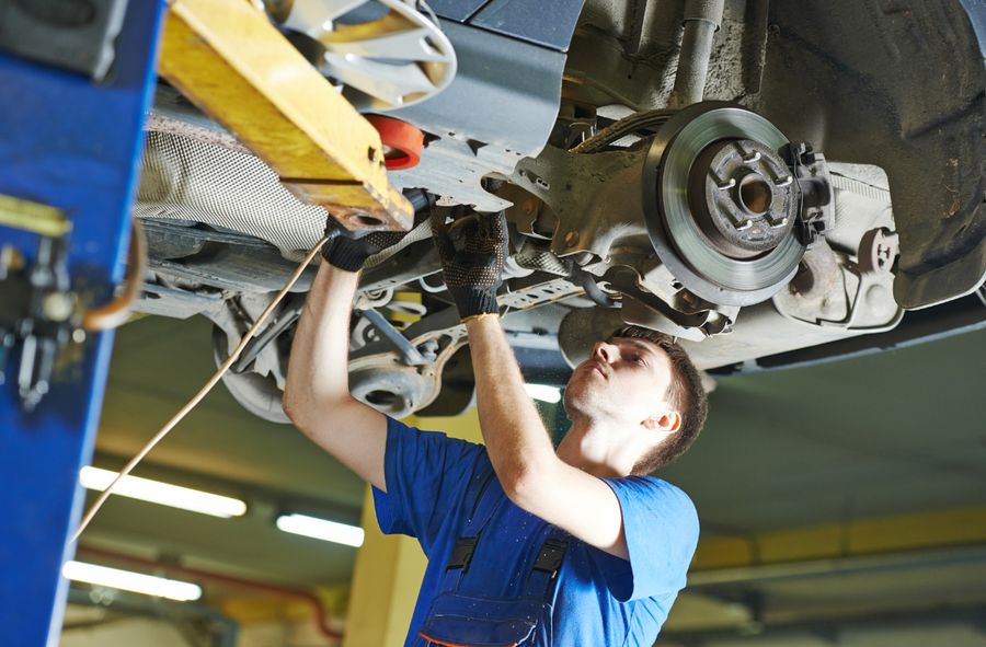 Tajna wiadomość od mechanika? Kobieta jest oburzona