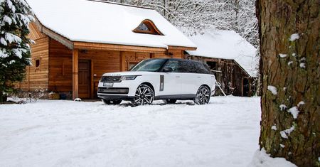 Test: Range Rover P615 LWB - rodzinna limuzyna, która mogłaby być Rolls-Roycem