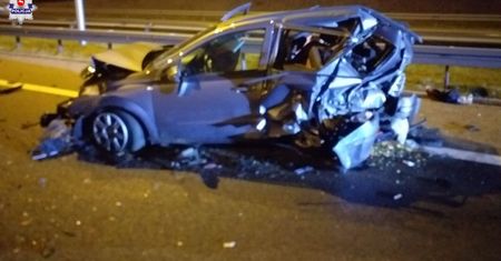 Tragiczny wypadek pod Lublinem. Kierowca opla był reanimowany, zmarł w szpitalu