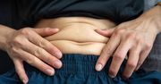 Ból pojawia się pod żebrami. Może ostrzegać o agresywnym nowotworze