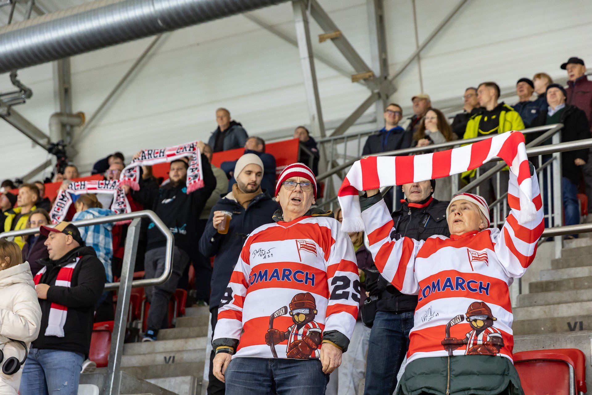 Kibice na meczu Comarch Cracovii