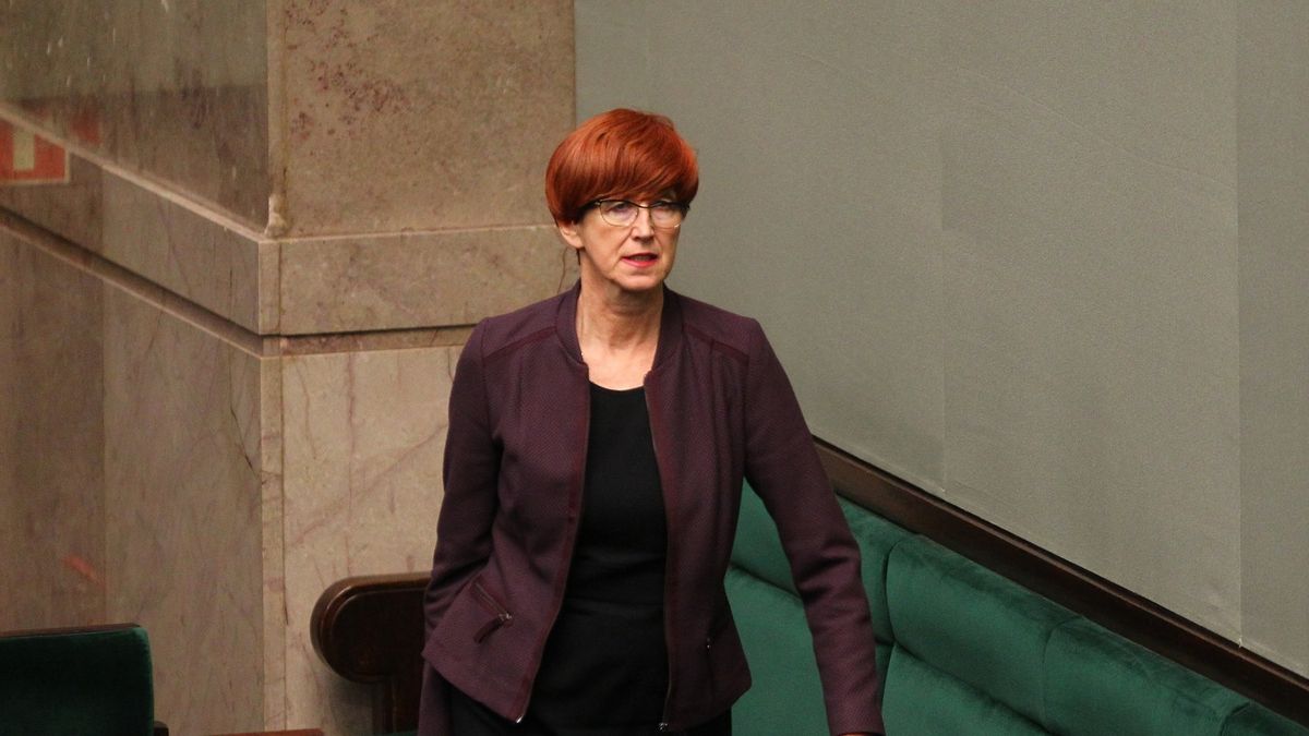 Minister Elżbieta Rafalska stoi na czele MRPiPS.