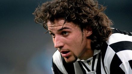 QUIZ: Rozpoznajesz byłe gwiazdy futbolu? Udowodnij!