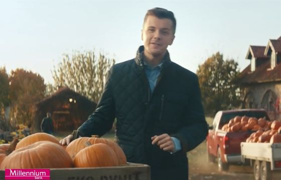 Radosław Kotarski o dyniach i oszczędzaniu w kampanii konta Profit w Banku Millennium (wideo)
