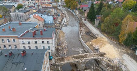 Notariusze bili na alarm, rząd reaguje. Będzie poprawka do ustawy powodziowej