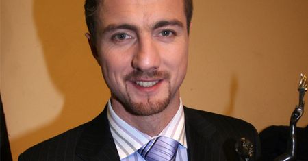 Od lat jest w związku. Mało kto wie, kim jest jego żona