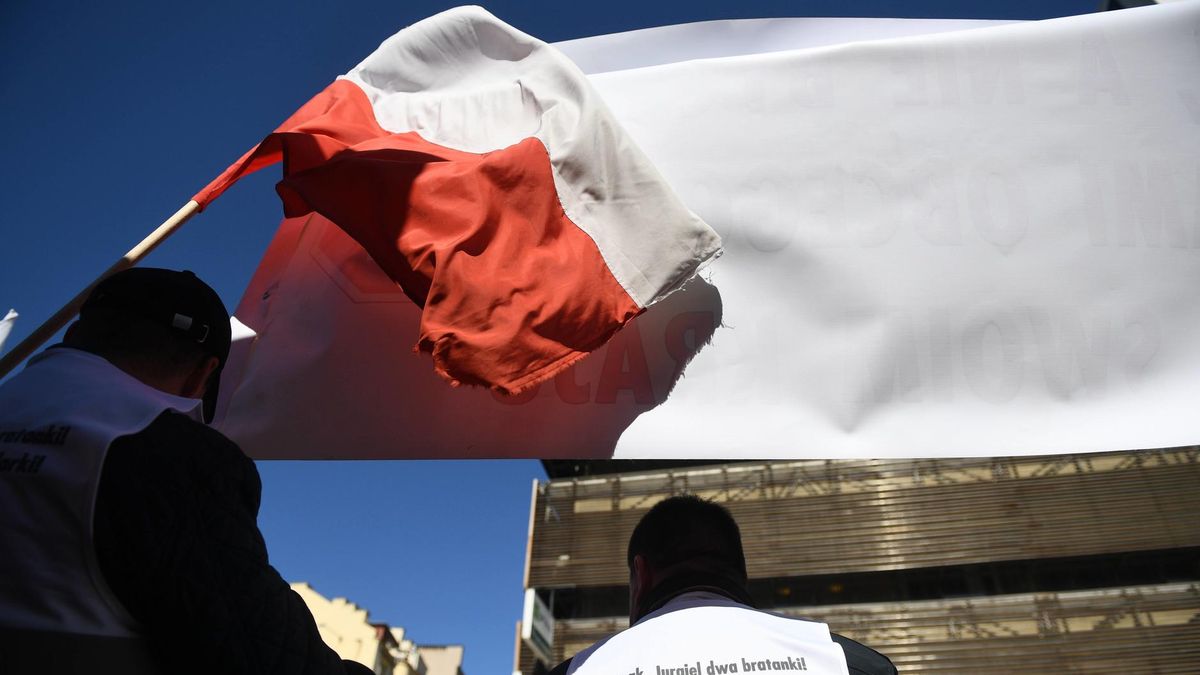Rolnicy deklarują, że protestują w obronie polskiego rynku